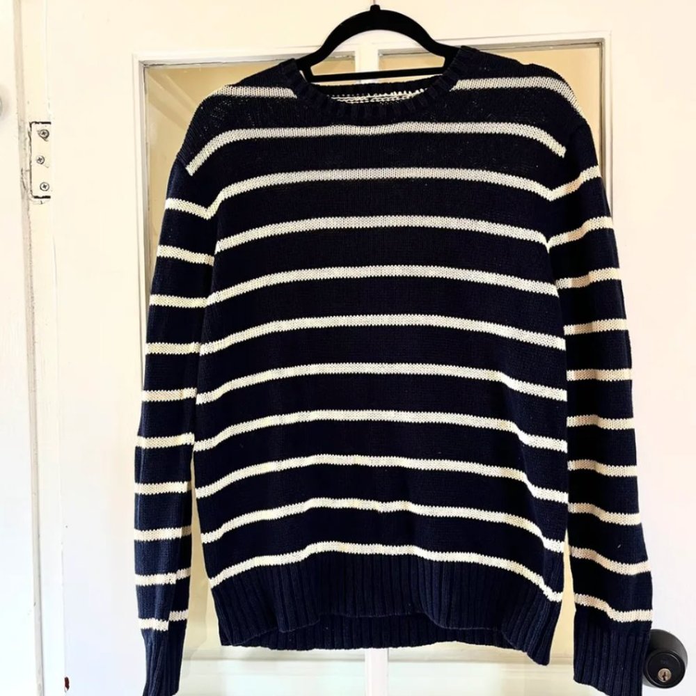 Vintage Striped blue and white knit sweater